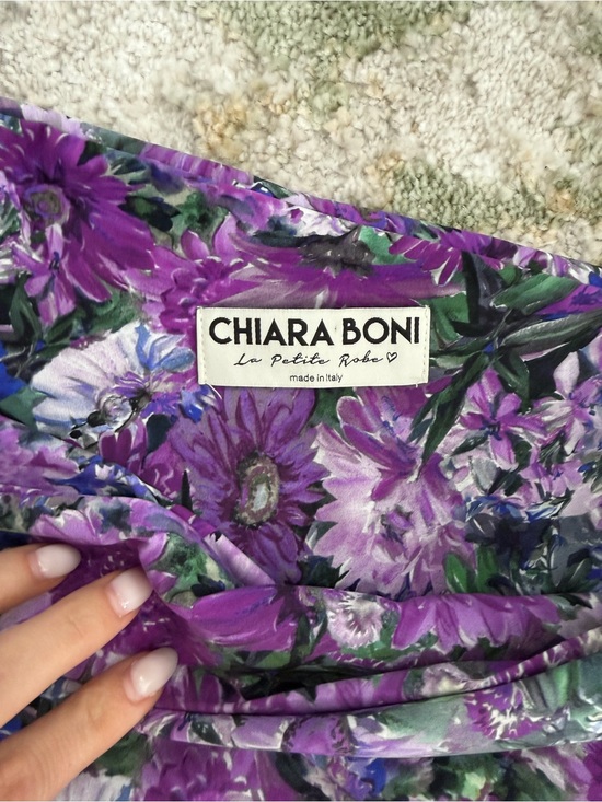 Chiara Boni Dresses & Skirts - Chiara Boni Purple Floral One Shoulder Dress